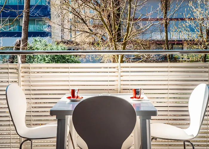 Sequoia アパート *